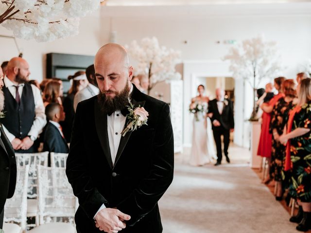 Karl and Hannah&apos;s Wedding in Manchester, Greater Manchester 7
