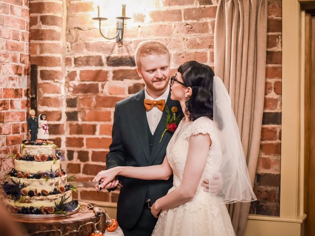 Isobel and Joshua&apos;s Wedding in Bobbington, Staffordshire 39