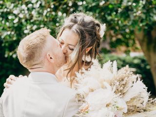 Lucy & Clark's wedding