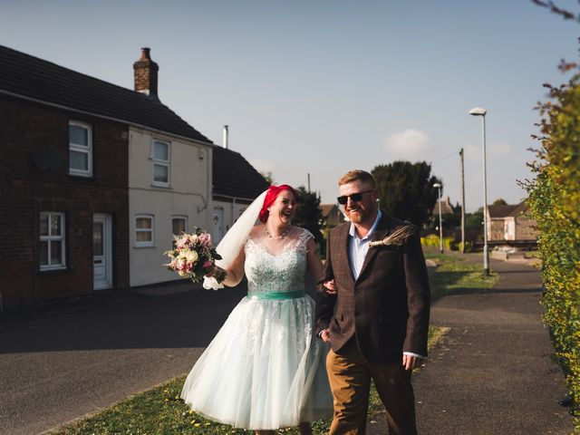 Dave and Mandy&apos;s Wedding in Spalding, Lincolnshire 10