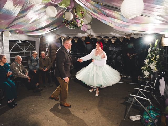 Dave and Mandy&apos;s Wedding in Spalding, Lincolnshire 16