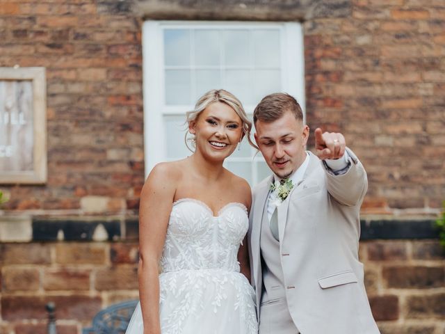 Reece and Nina&apos;s Wedding in Derby, Derbyshire 9