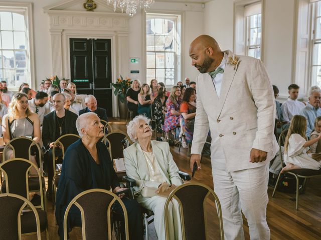 Lee and Anne-Marie's Wedding in Bournemouth, Dorset 4