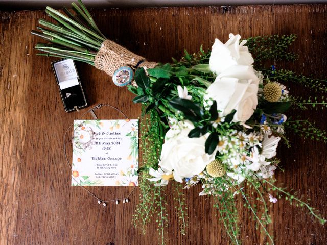 Rob and Justine&apos;s Wedding in Beverley, East Riding of Yorkshire 1