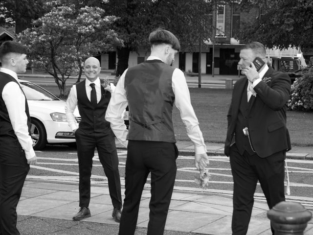 Wayne and Dawn&apos;s Wedding in Salford, Greater Manchester 3