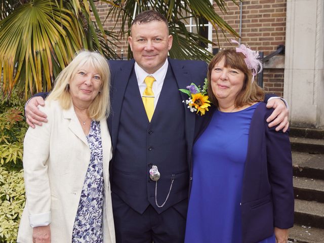 Wayne and Dawn&apos;s Wedding in Salford, Greater Manchester 15