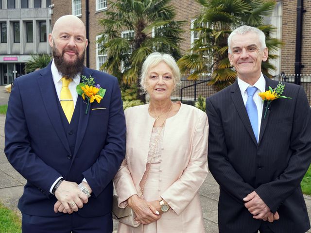 Wayne and Dawn&apos;s Wedding in Salford, Greater Manchester 20