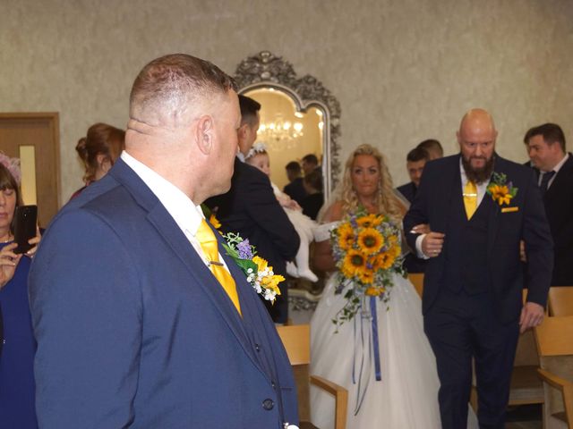 Wayne and Dawn&apos;s Wedding in Salford, Greater Manchester 51