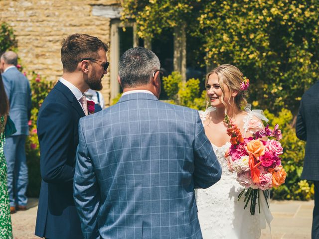 Luke and Hannah&apos;s Wedding in Brize Norton, Oxfordshire 32