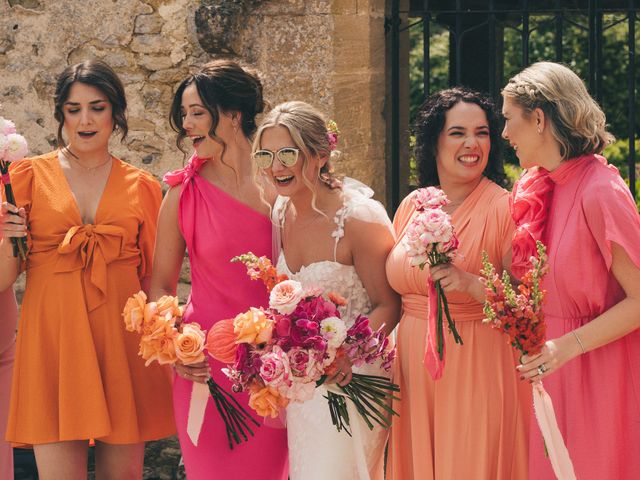 Luke and Hannah&apos;s Wedding in Brize Norton, Oxfordshire 38