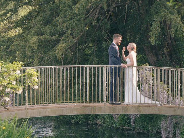 Luke and Hannah&apos;s Wedding in Brize Norton, Oxfordshire 78