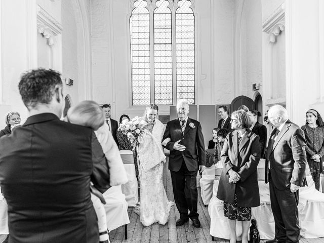 Mark and Rachel&apos;s Wedding in Henley On Thames, Oxfordshire 11