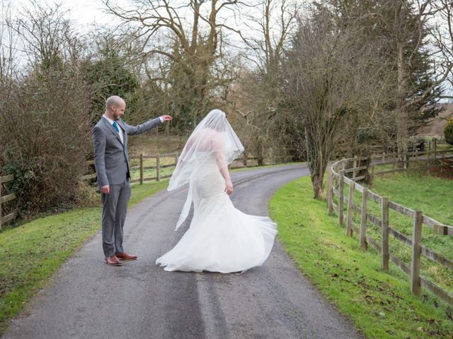 Melanie and Liam&apos;s Wedding in Aldermaston, Berkshire 11