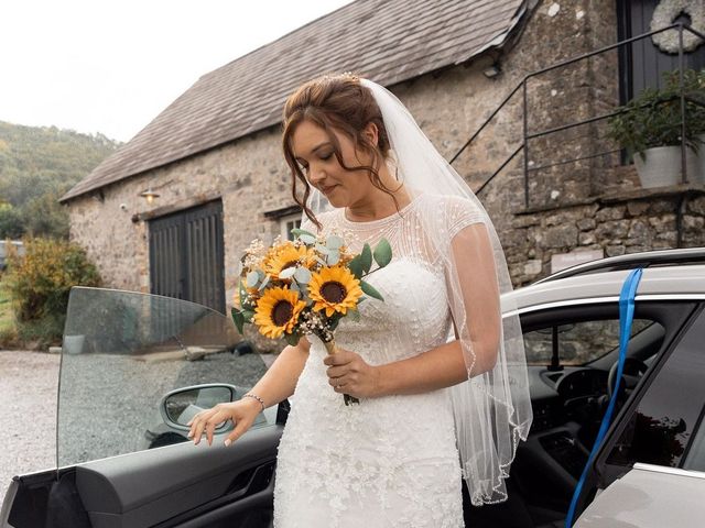 Tim and Verity&apos;s Wedding in Ogmore By Sea, Vale Of Glamorgan 3