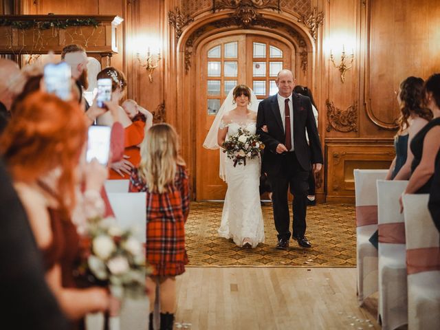 Paul and Leanne's Wedding in Alnwick, Northumberland 6