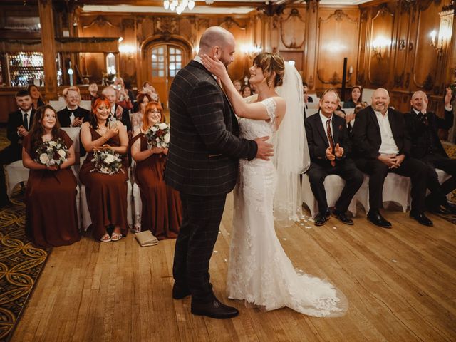 Paul and Leanne's Wedding in Alnwick, Northumberland 11