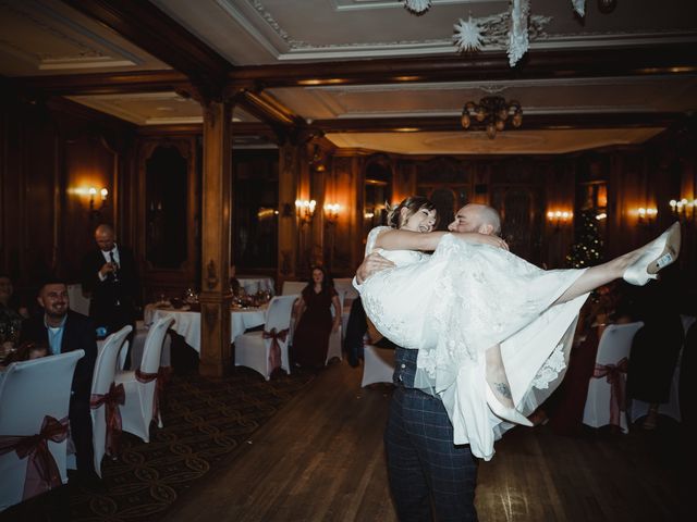 Paul and Leanne's Wedding in Alnwick, Northumberland 31