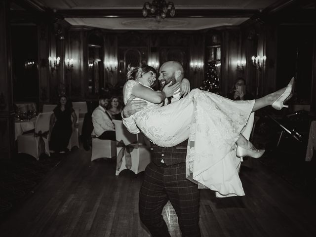 Paul and Leanne's Wedding in Alnwick, Northumberland 33