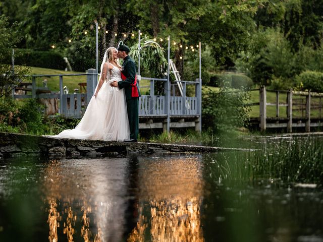 Paul and Joanna&apos;s Wedding in Loch Ness-side, Inverness 23