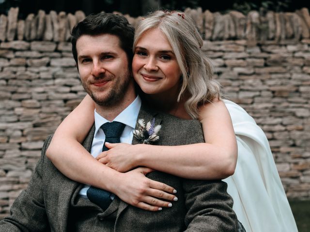 Jak and Emma&apos;s Wedding in Moreton-in-Marsh, Gloucestershire 12