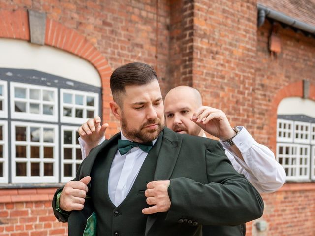 Lauren and Shaun's Wedding in Chester, Cheshire 7