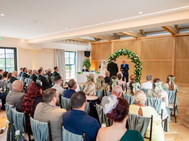 Lauren and Shaun's Wedding in Chester, Cheshire 17