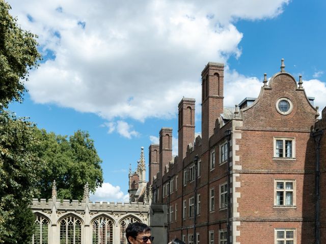 Groom and Bride's Wedding in Cambridge, Cambridgeshire 7