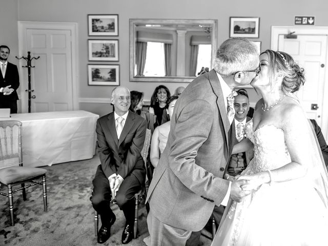 Rashpal and Shae&apos;s Wedding in Stoke Poges, Buckinghamshire 5