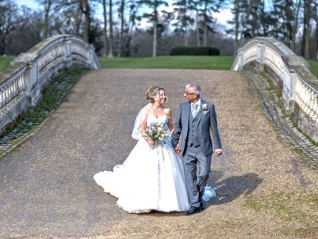 Rashpal and Shae&apos;s Wedding in Stoke Poges, Buckinghamshire 12