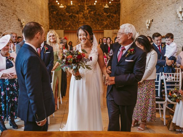 Matt and Jess&apos;s Wedding in Chipping Norton, Oxfordshire 11