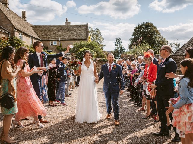 Matt and Jess&apos;s Wedding in Chipping Norton, Oxfordshire 16