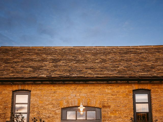 Matt and Jess&apos;s Wedding in Chipping Norton, Oxfordshire 34