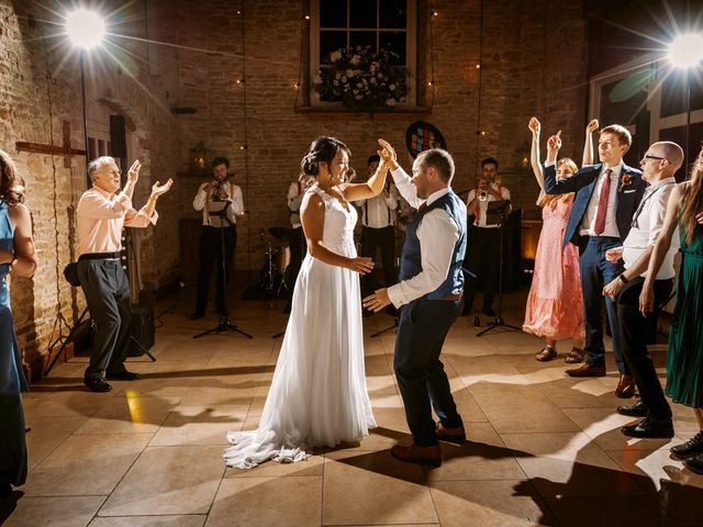 Matt and Jess&apos;s Wedding in Chipping Norton, Oxfordshire 35