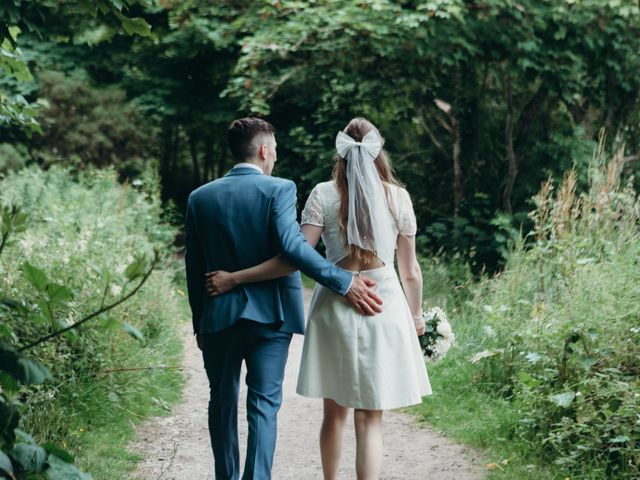Michael and Vivien's Wedding in Culloden Inverness, Inverness 15