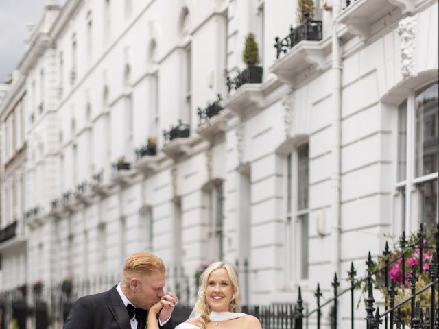 Katherine and Elliott's Wedding in Kensington &amp; Chelsea, West London 8