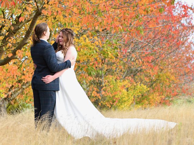Michael and Lauren&apos;s Wedding in Gamlingay, Bedfordshire 15