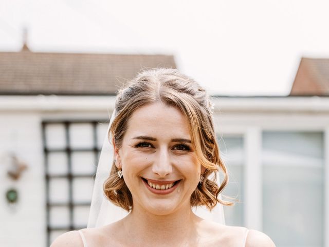 Alex and Kate's Wedding in Banbury, Oxfordshire 10