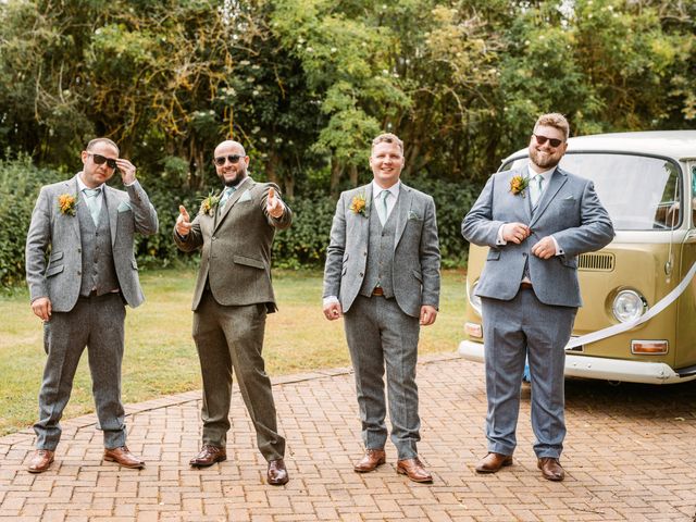 Alex and Kate's Wedding in Banbury, Oxfordshire 32