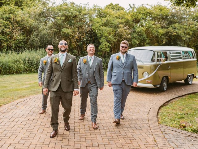 Alex and Kate's Wedding in Banbury, Oxfordshire 33