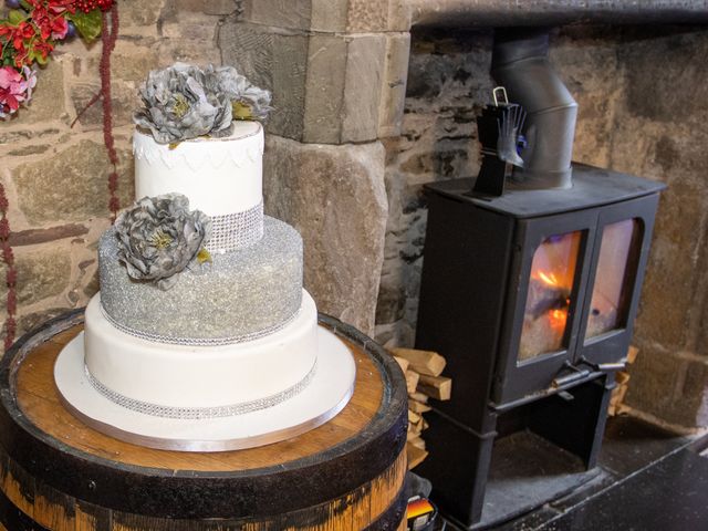 Derek and Lesley's Wedding in Dundee, Fife &amp; Angus 5