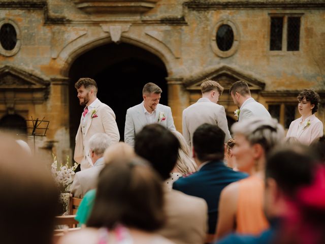 Stu and Nikki&apos;s Wedding in Cheltenham, Gloucestershire 24