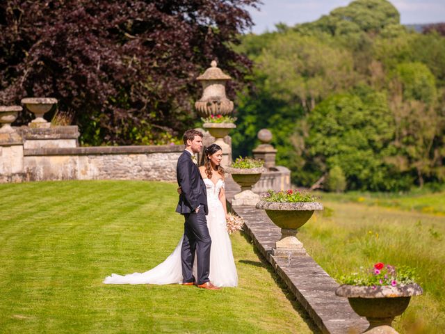 Robert and Sarra&apos;s Wedding in Bakewell, Derbyshire 5