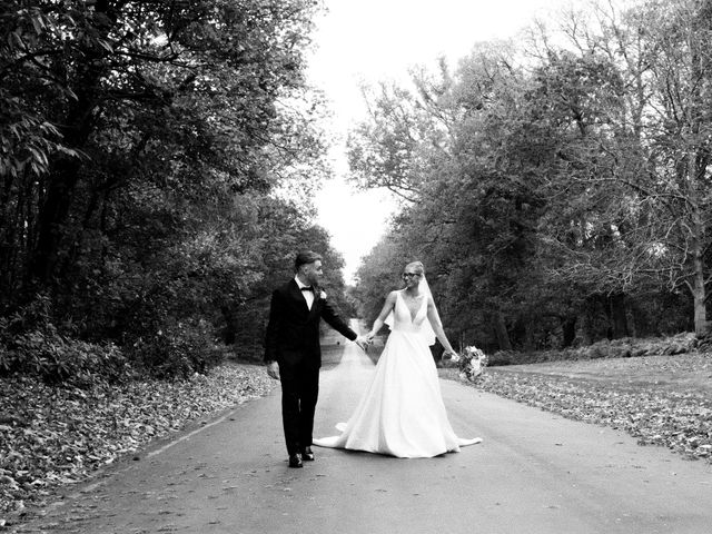 Liam and Ellie&apos;s Wedding in Bracknell, Berkshire 11