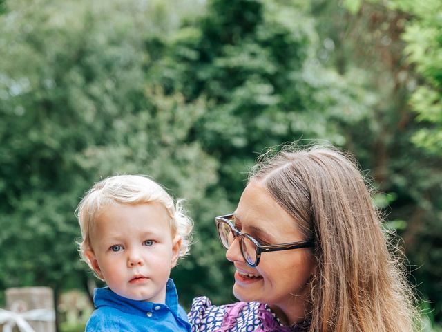 Michelle and John&apos;s Wedding in Oxon, Oxfordshire 11