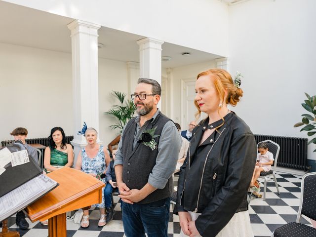 Ryan and Carrie's Wedding in Twickenham, Middlesex 6