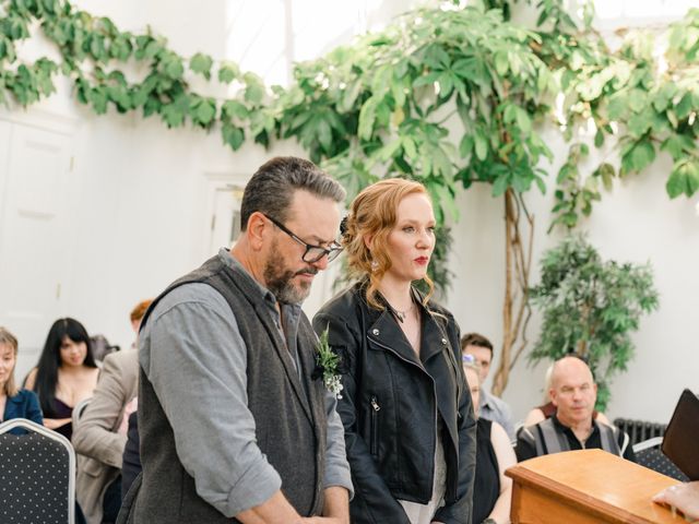 Ryan and Carrie's Wedding in Twickenham, Middlesex 10