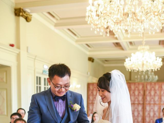 Yuan and Wen&apos;s Wedding in Southsea, Hampshire 13