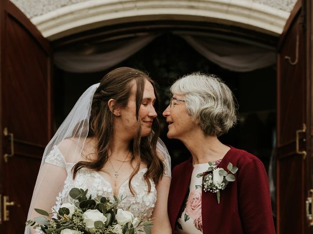 Jose and Abigail's Wedding in Usk, Monmouthshire 28