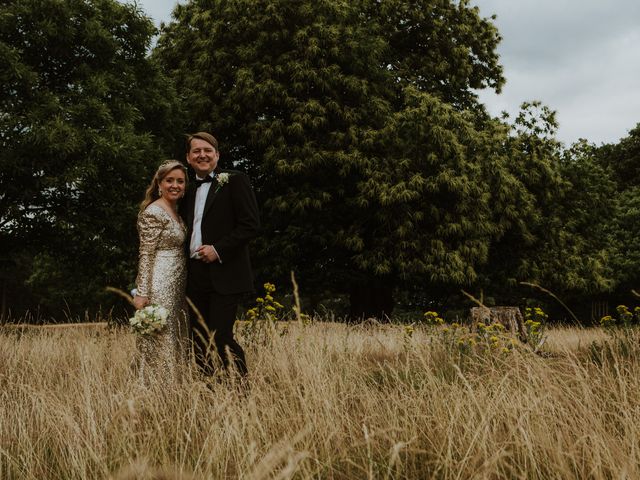 Kelly and Marcin&apos;s Wedding in Richmond-upon-Thames, Surrey 5