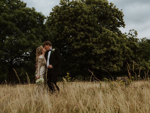Kelly and Marcin&apos;s Wedding in Richmond-upon-Thames, Surrey 6